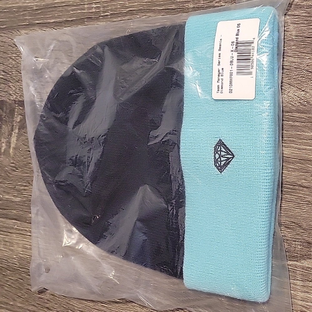Diamond Blue beanie